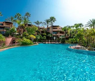 Alquiler de ático en Calle Cañete - Photo 1