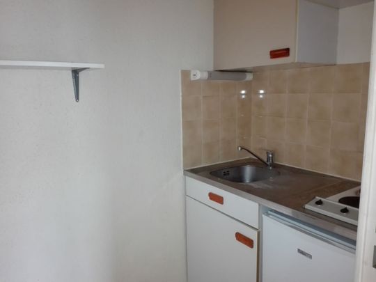 Location Appartement 2 pièces 27m² - Photo 1