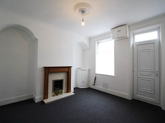 2 Bedroom Terraced For Rent - Photo 1