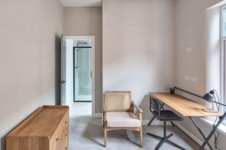 1 bedroom semi-detached house to rent - Photo 2