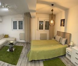 Συγκρότημα για ενοικίαση - Φάληρο - Ιπποκράτειο, - Photo 4