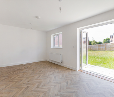 4 bedroom semi-detached house to rent - Photo 1