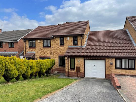 Ivy Spring Close, Wingerworth, Chesterfield - Photo 1