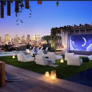 Fully Furnished 2 Bedroom Luxurious Inner City Living - Photo 2