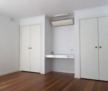 Ideally Located Home - 6 Months Lease - Photo 3