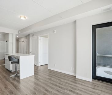 For Lease - 15 Queen Street Unit# 909, Hamilton, Ontario - Photo 2