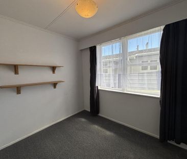 Four bedroom home in Virginia Heights - Photo 5