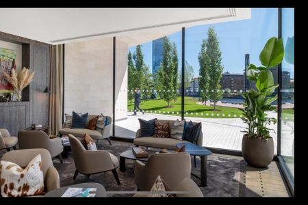 2 Bed Flat, Park Drive, E14 - Photo 2