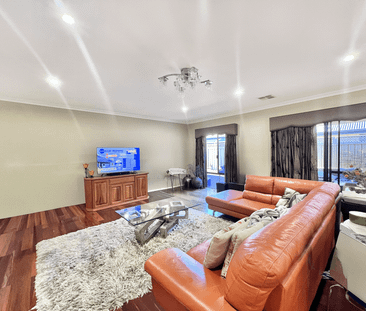 4 x2 Beautiful Family Home - Photo 1