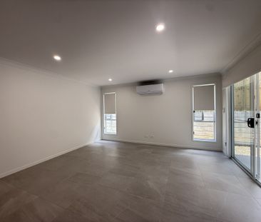 1/15 Kashmir Circuit, Greenbank QLD 4124 - House For Rent | Domain - Photo 5
