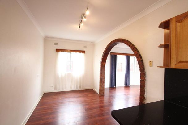 Spacious Family Home - Photo 1