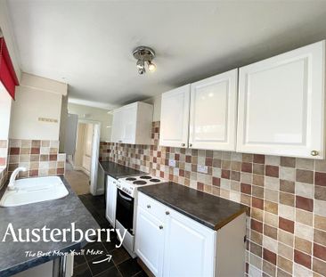 2 bedroom terraced house to rent - Photo 3