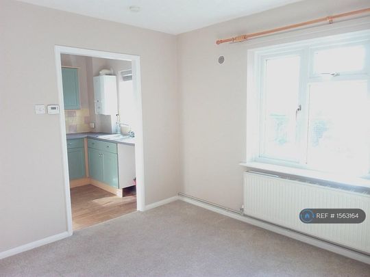 1 bedroom semi-detached house to rent - Photo 1