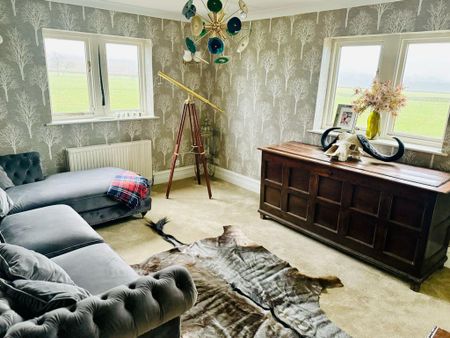 3 bedroom detached house to rent - Photo 5