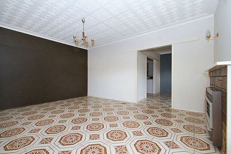 Well Presented 3 Bedroom Home! - Photo 4