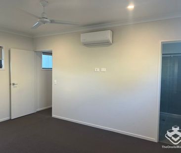 Beautiful 4-Bedroom Family Home in the Heart of Coomera - Photo 2