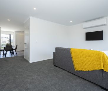 Modern Studio Rooms For Rent - Photo 1