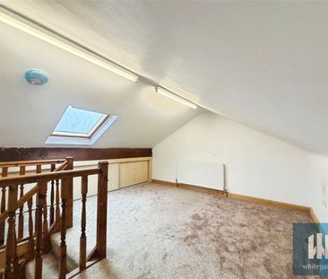 Heatherfield Crescent, Marsh, Huddersfield, Kirklees, HD1 - Photo 1