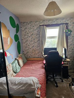 1 bedroom in a house share to rent - Photo 1