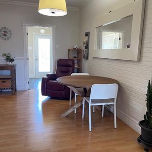 Très grand 5 1/2 moderne à louer - Photo 2
