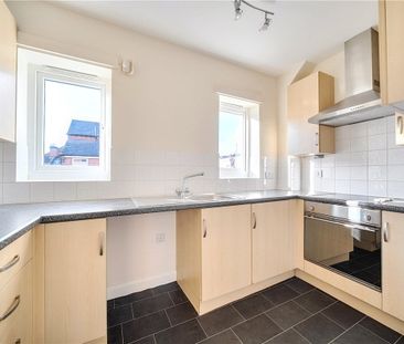 A 2 bedroom mid-terraced house. - Photo 6