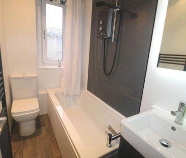 2 bedroom flat to rent - Photo 6