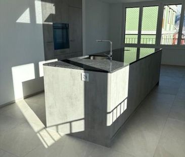 Living in the old weaving mill - Photo 6