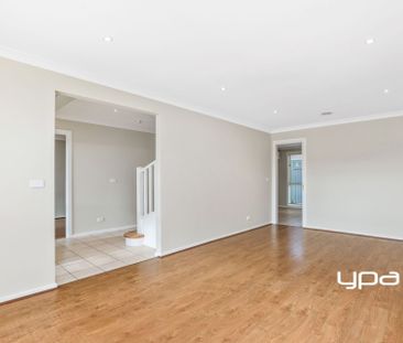 Low Maintenance Family Home - Photo 2