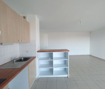 Location Appartement 3 pièces 65m² - Photo 6