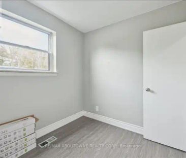 1 - 203 NELSON STREET | 1 - 203 NELSON STREET, Oakville - Photo 1