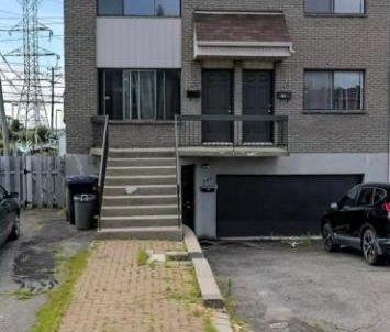 Magnifique appartement 4 1/2 rénové à louer à Laval - Photo 4