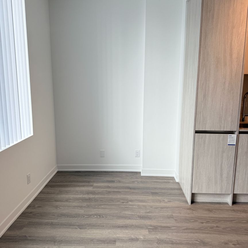 For Lease - 180 Front Street Unit# 1016, Toronto, Ontario - Photo 1