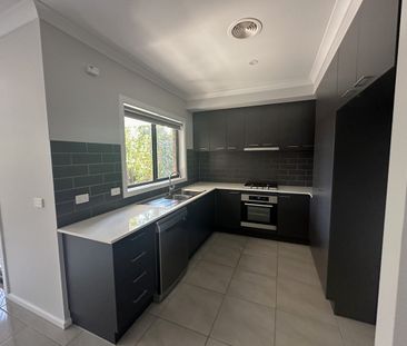 6 / 132-134 Sobraon Street, Shepparton VIC 3630 - Photo 3