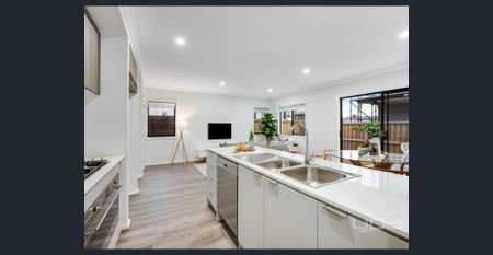 Brand New Street Facing Townhouse! - Photo 3