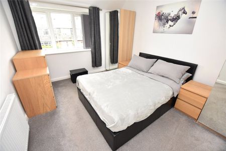 3, Inglewood Approach, Leeds, West Yorkshire, LS14 6HN - Photo 4