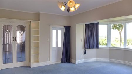 Sun Drenched and Secure in Royal Oak - Photo 5