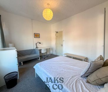 1 bedroom in a house share to rent - Photo 6