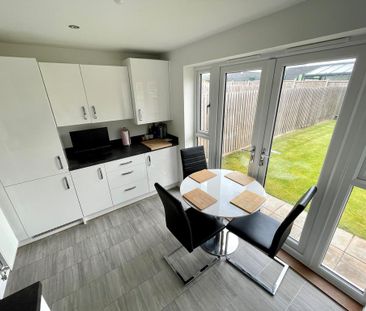 2 bedroom terraced house to rent - Photo 6