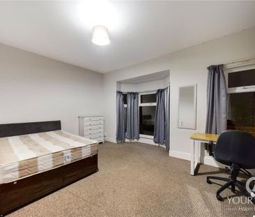 6 bedroom house to rent - Photo 2