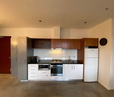 409/19 Pentridge Boulevard, Coburg VIC 3058 - Photo 5