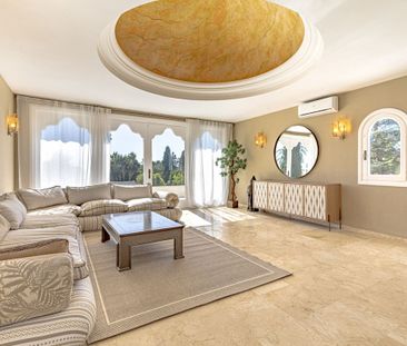 Semi-Detached House · Estepona - Photo 4