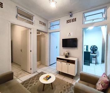 Casa para alugar com 100m², 8 quartos e sem vaga - Photo 1