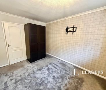 1 bedroom bungalow to rent - Photo 3