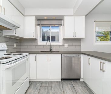 For Lease - 7 Maitland Avenue, Hamilton, Ontario - Photo 4