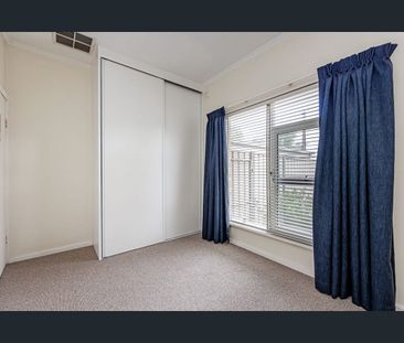 Location with Convenience and Appeal - Photo 1