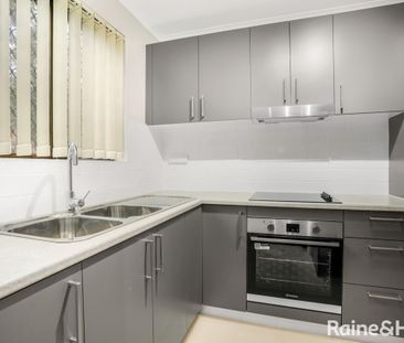 Two Bedroom Unit In Convenient Location - Photo 4