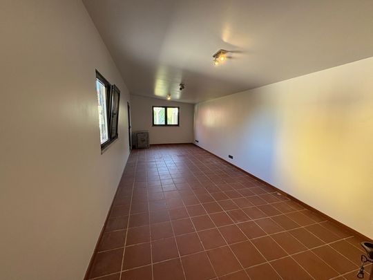 Fantástica Moradia T5+1 para Arrendamento na Parede em Cascais - Photo 1