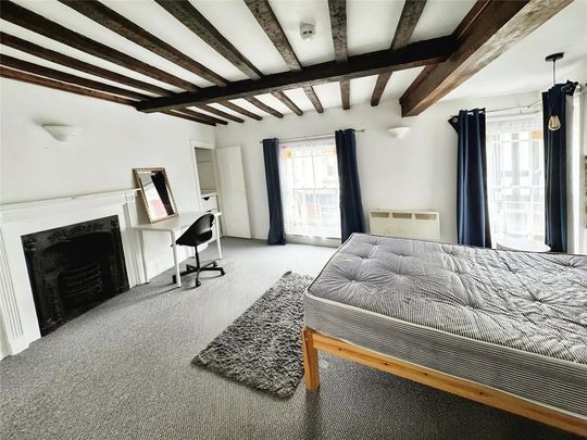 3 bedroom end of terrace house to rent - Photo 1
