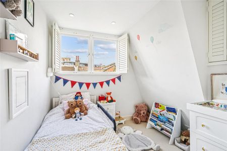 4 bedroom terraced house to rent - Photo 2