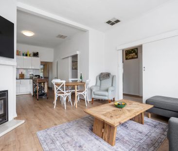 Charming 1940s Art Deco Home! - Open to View Tuesday 18th November ... - Photo 5